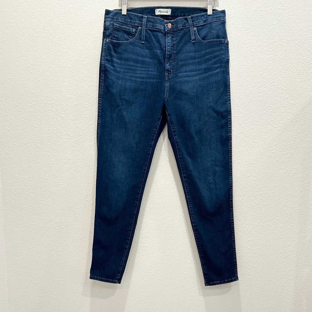 Pre-loved! MADEWELL 10" High-Rise Skinny Jeans in Hayes Wash!